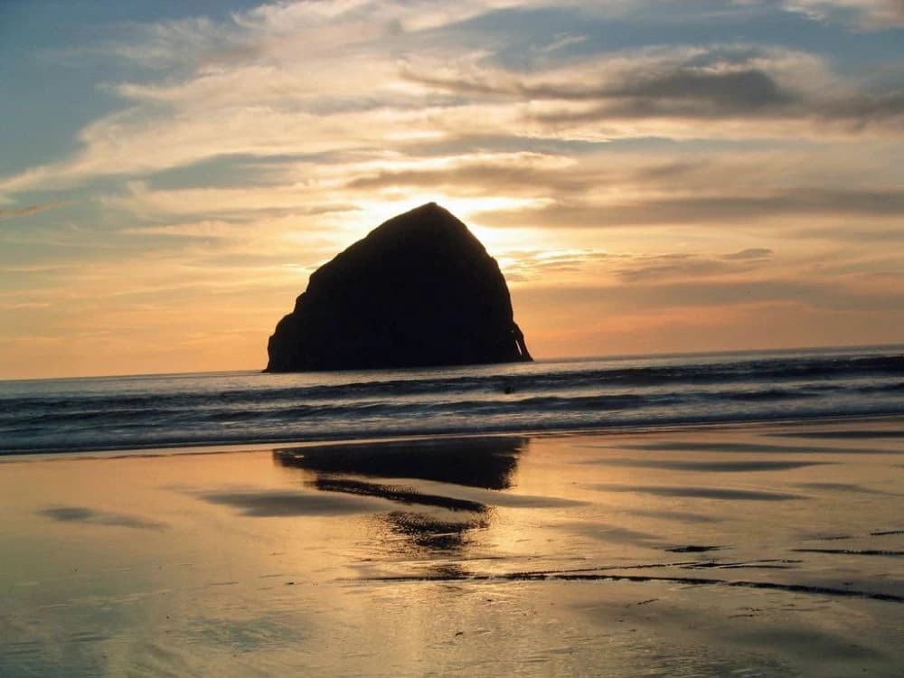 A Front Row to the Pacific — main photo