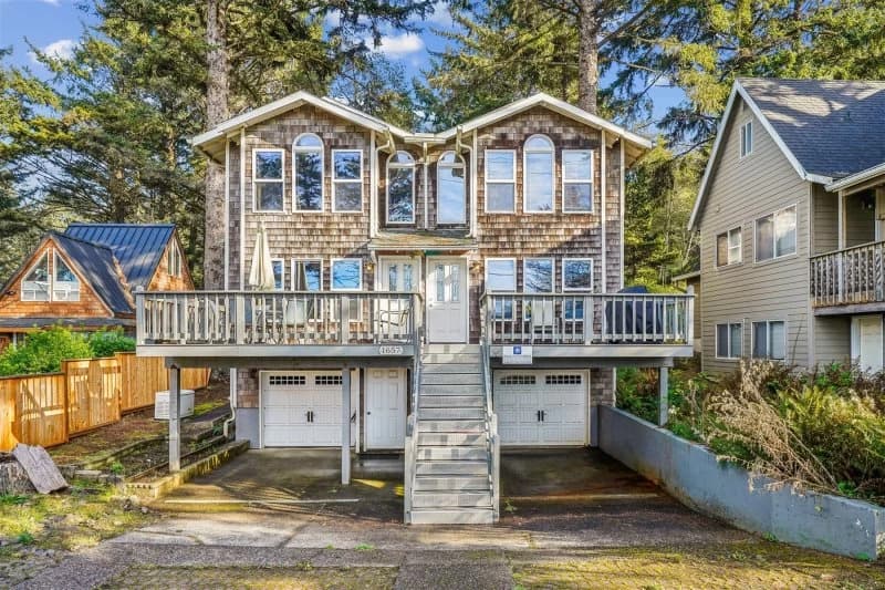 Haystack Villa - New Dog Friendly Listing! — main photo
