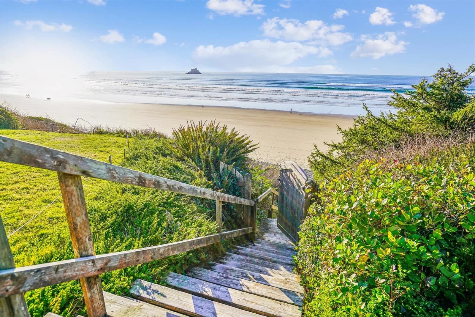 Beach Haven Arch Cape - Oceanfront — main photo