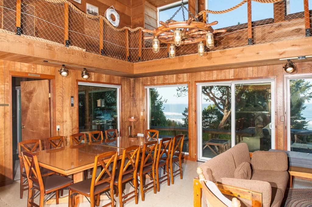Crow's Nest - Viewing Tower vacation rental in Newport — photo 5
