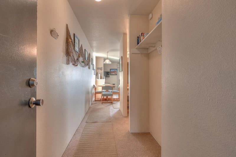 Dock of the Bay 305 vacation rental in Lincoln City — photo 4