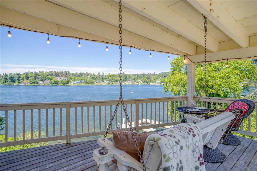 Laurel Haven - Devils Lake, Hot Tub, Game Room, Kayaks vacation rental in Otis — photo 5