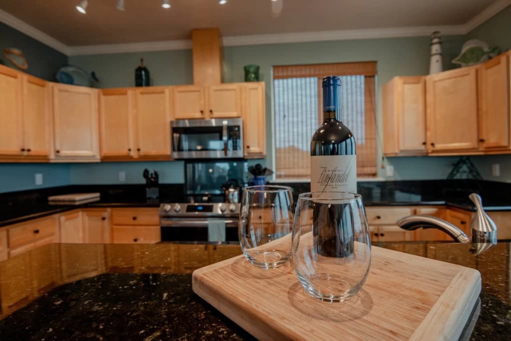 OurSandCastle vacation rental in Yachats — photo 3