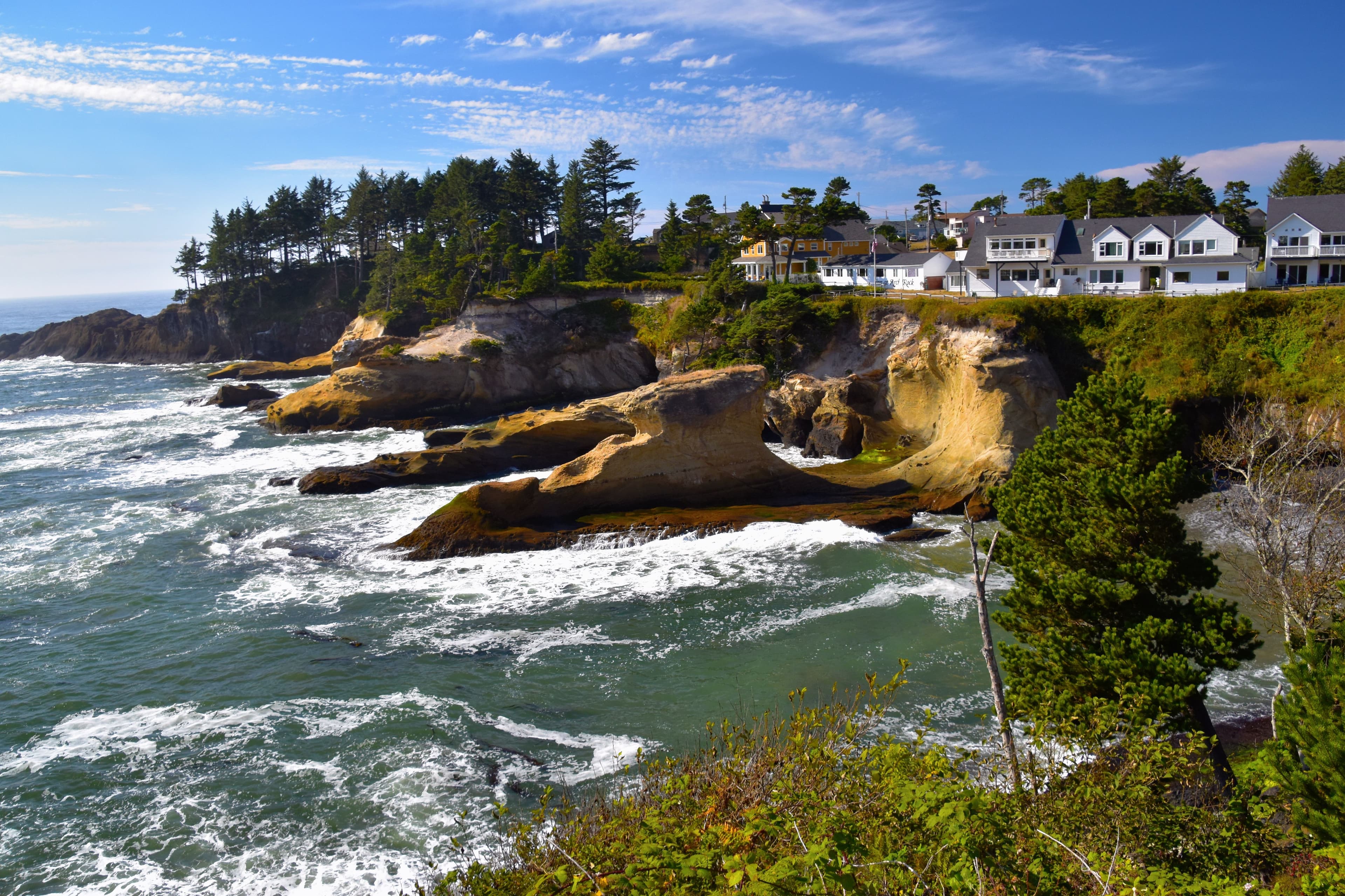 Depoe Bay Getaway: Discover Oregon’s Tiny Coast Town with a Big View